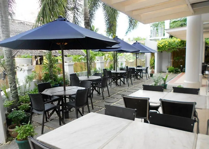 One Crescent Place Hotel