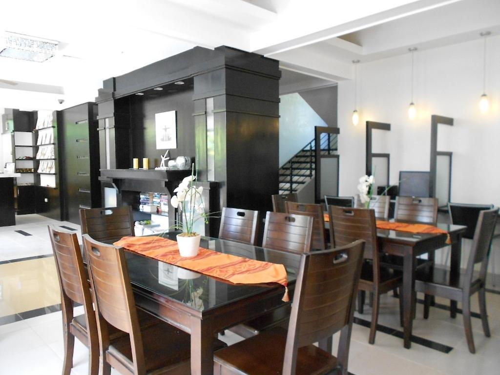 One Crescent Place Balabag (Boracay)