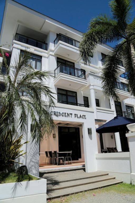 One Crescent Place Hotel 4*