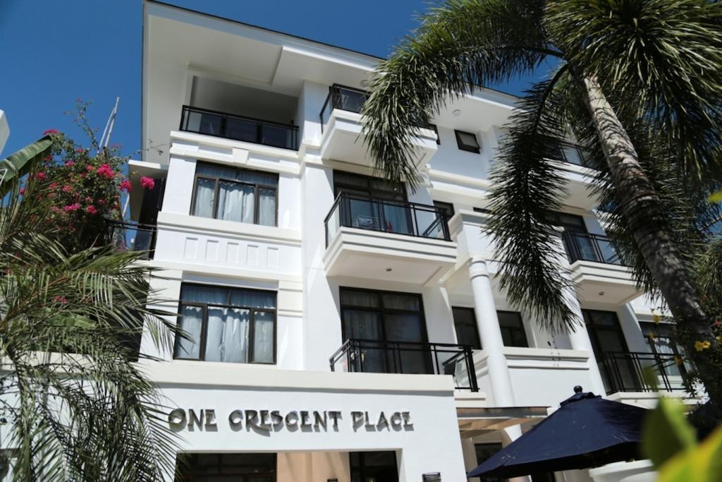 One Crescent Place Hotel 4*