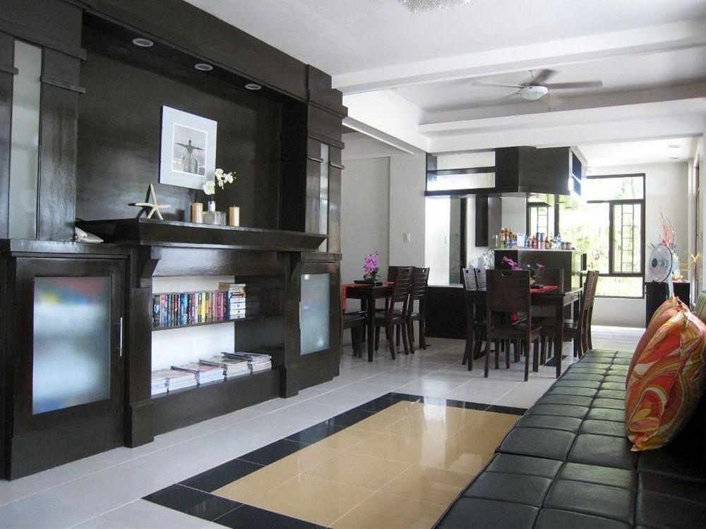 Hotel One Crescent Place 4*