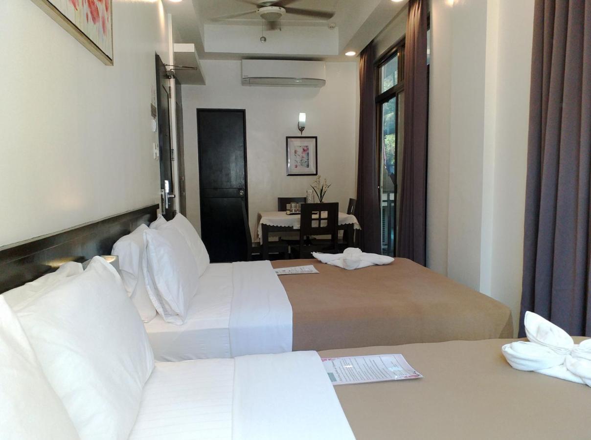 Hotel One Crescent Place